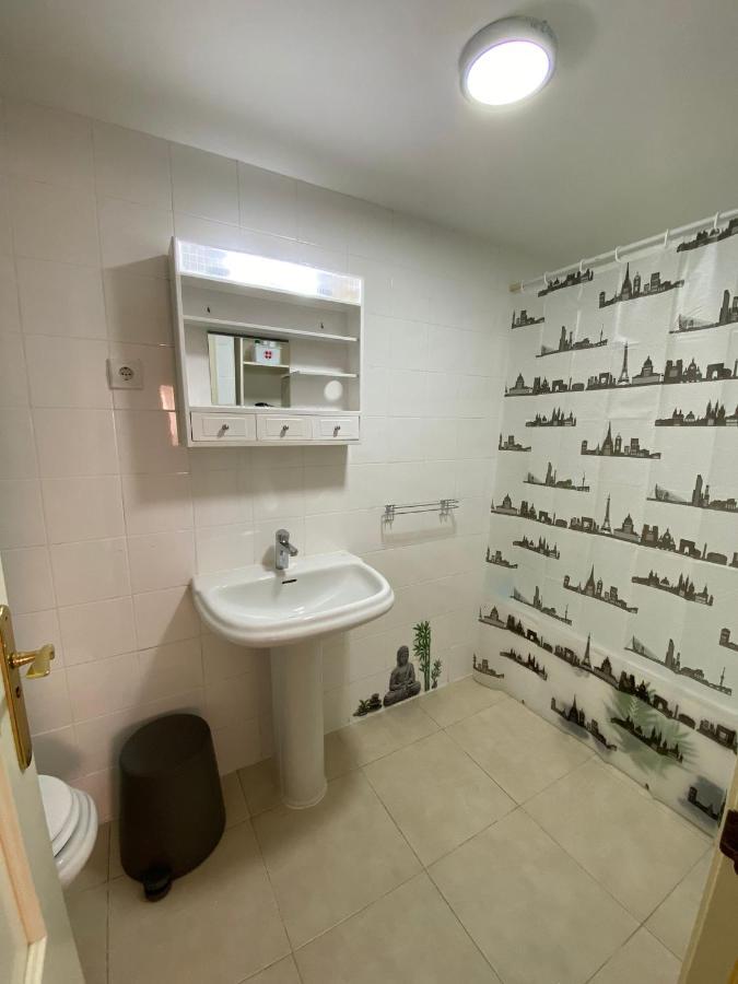 Nice Rooms In A Shared Apartment In The Centre Of Corralejo Habitaciones En Piso Compartido Luaran gambar