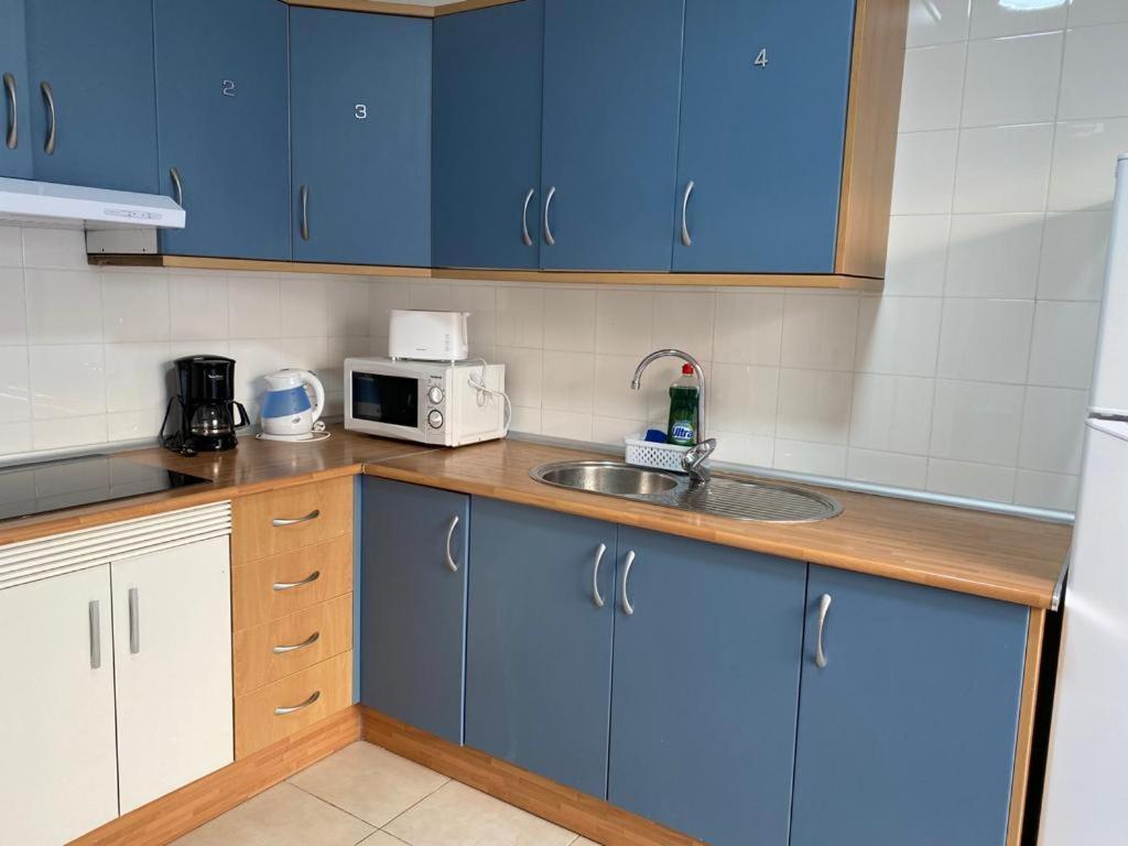 Nice Rooms In A Shared Apartment In The Centre Of Corralejo Habitaciones En Piso Compartido Luaran gambar