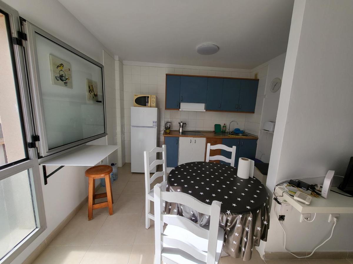 Nice Rooms In A Shared Apartment In The Centre Of Corralejo Habitaciones En Piso Compartido Luaran gambar